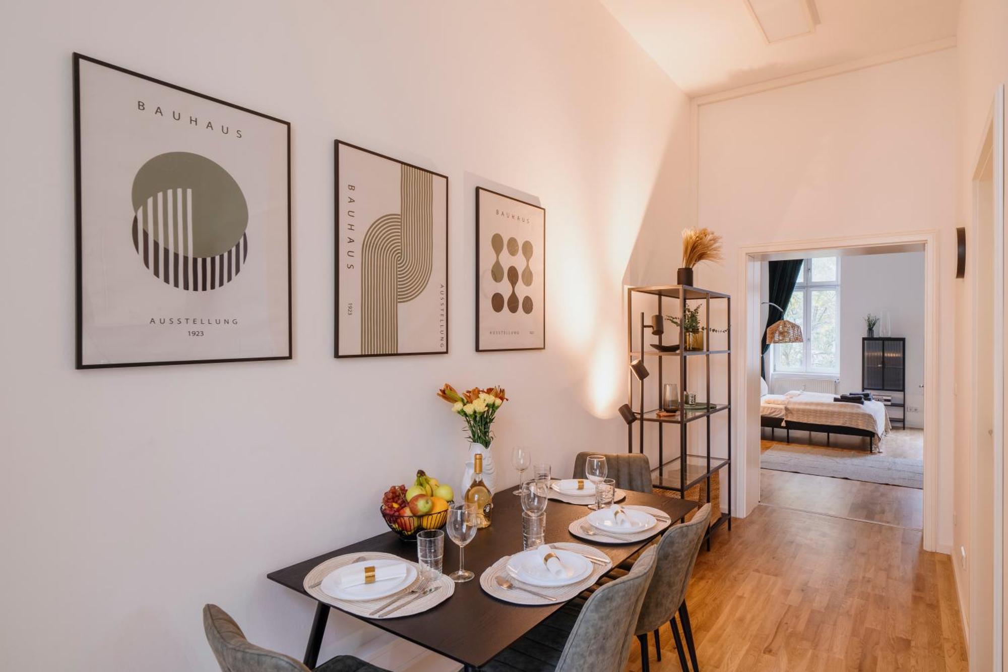 Homely - Chic Flat, View, Subway, Cafe, River Apartamento *