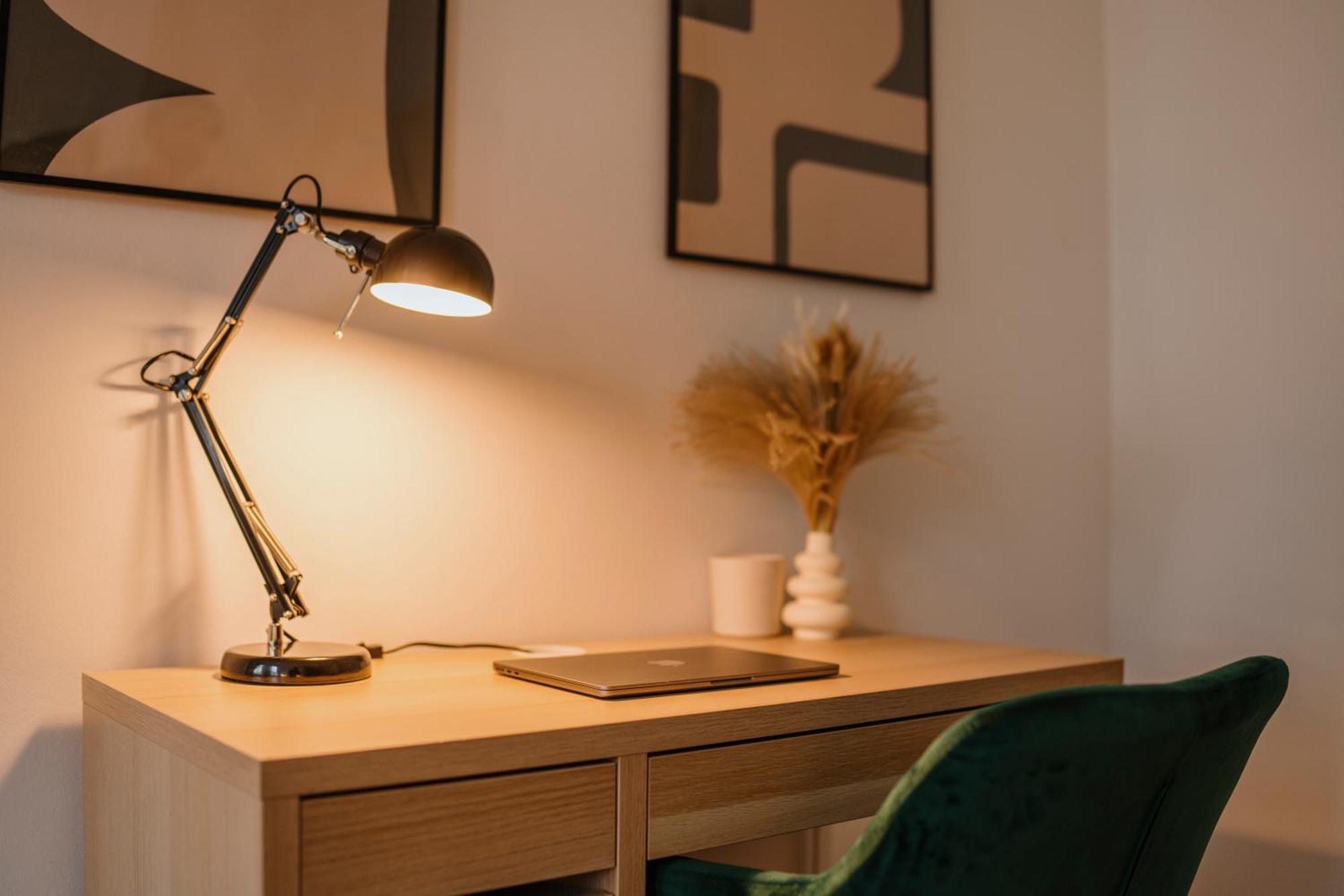 Homely - Chic Flat, View, Subway, Cafe, River Apartamento Berlim