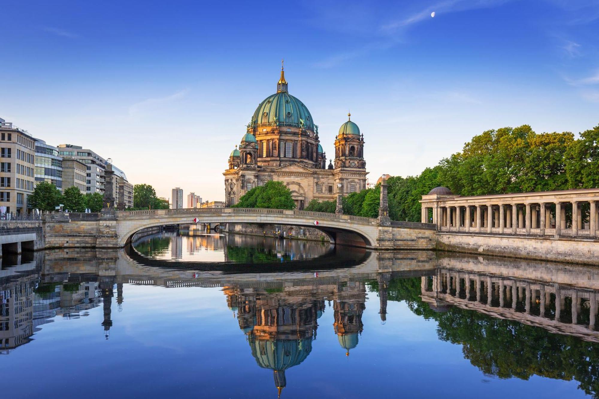Homely - Chic Flat, View, Subway, Cafe, River Berlim